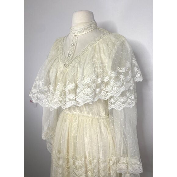 NWT VTG Cummings Victorian Lace Wedding Dress Romantic Intermission Length -flaw - Picture 9 of 13